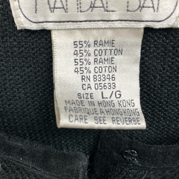 Vintage Mandal Bay Christmas Present Appliqué Sweater Large Holiday Multicolor - Picture 3 of 9